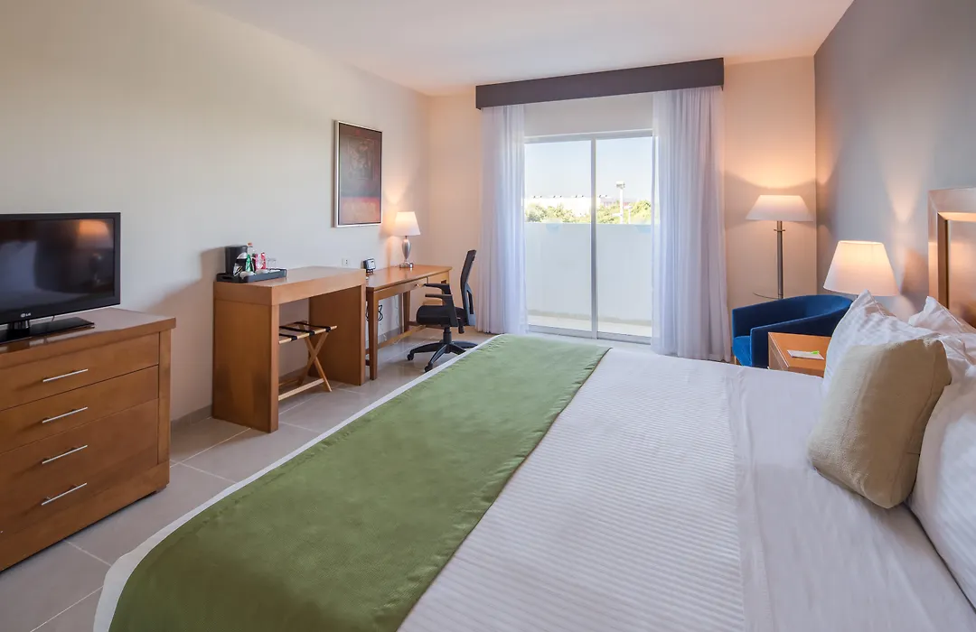 Wyndham Garden Playa Del Carmen-1